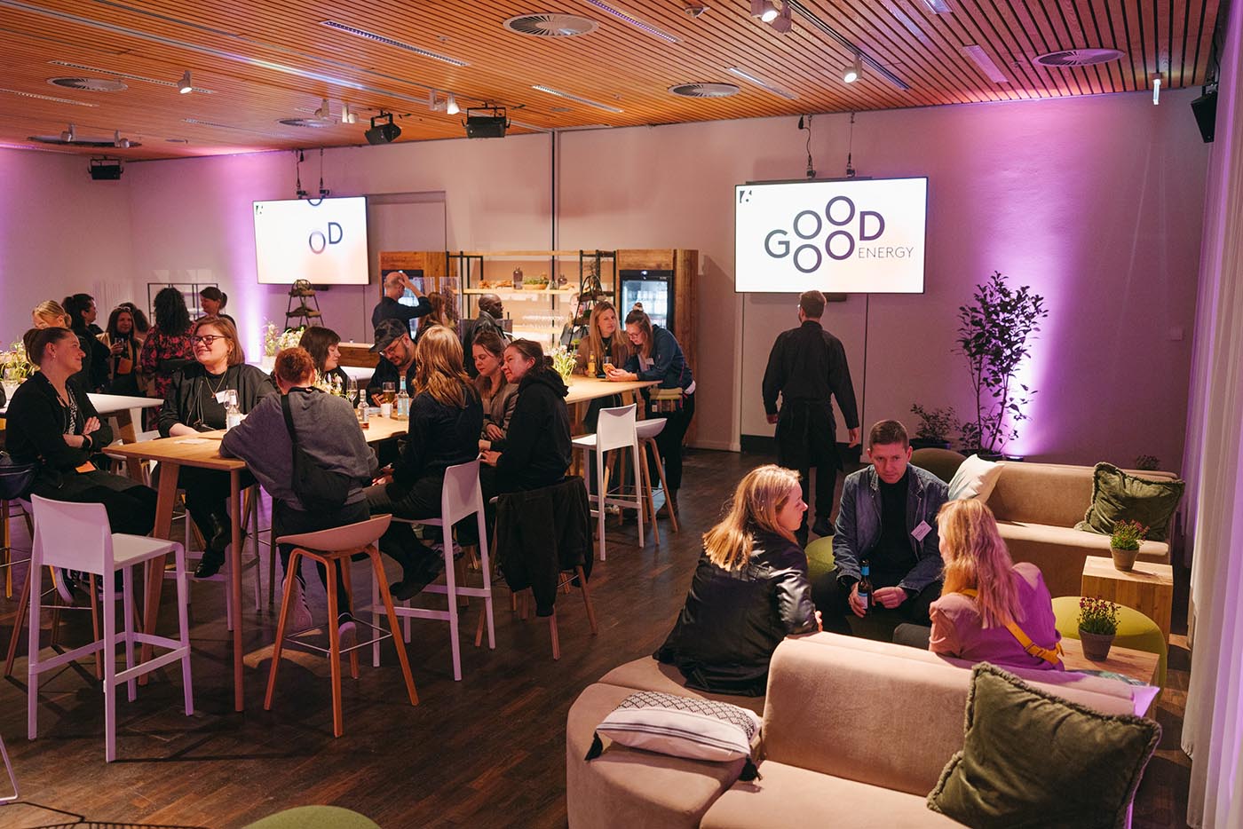 20260324-6ZBF-BERLIN-OFFENBLENDE-MB-600