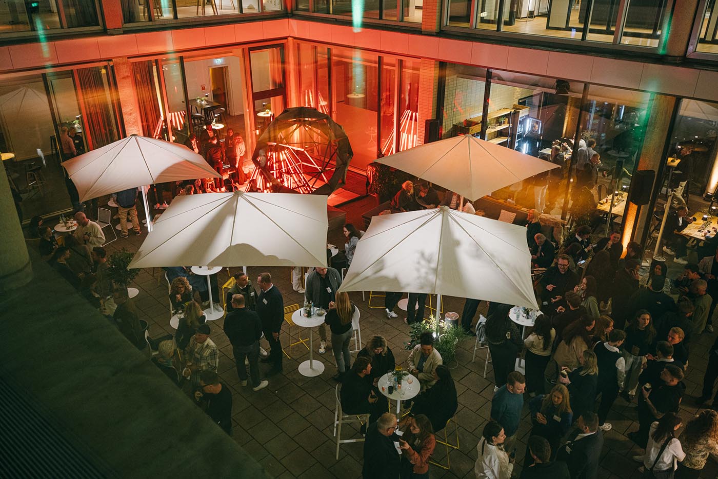 20260324-6ZBF-BERLIN-OFFENBLENDE-MB-607